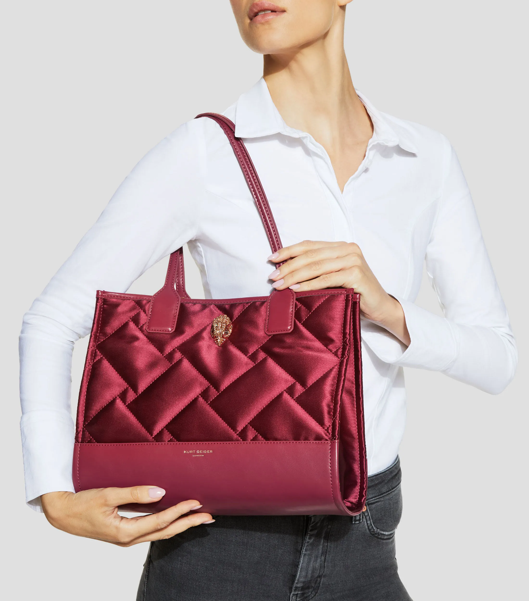 9355_Kurt Geiger Bolso Tote capitonado Mujer