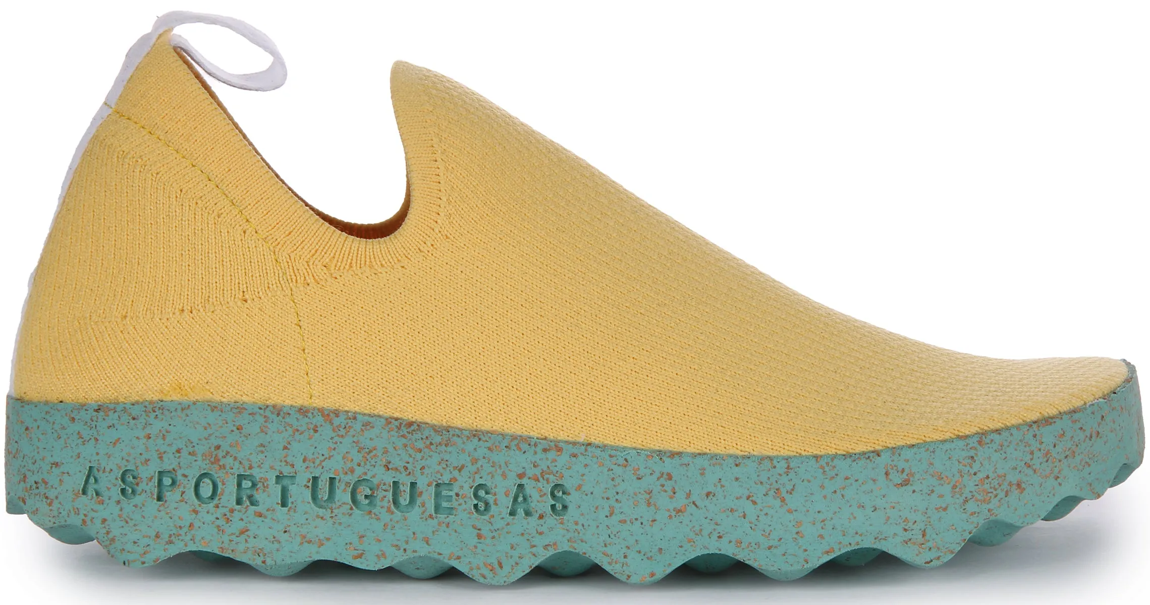Asportuguesas Care L Zapatillas elásticas café stretch para mujer en blanco
