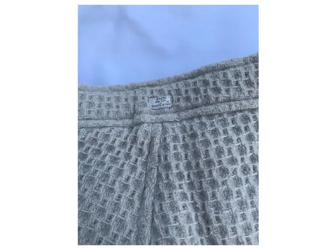 Autre Marque Conjunto de pantalones cortos de manga corta de cuello alto Negro Beige 