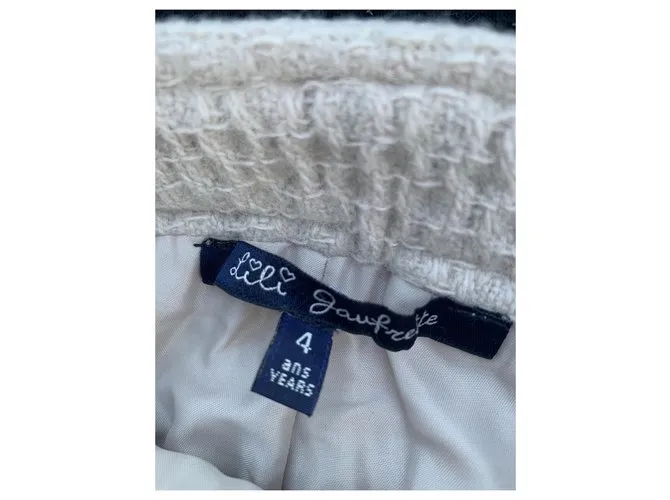 Autre Marque Conjunto de pantalones cortos de manga corta de cuello alto Negro Beige 