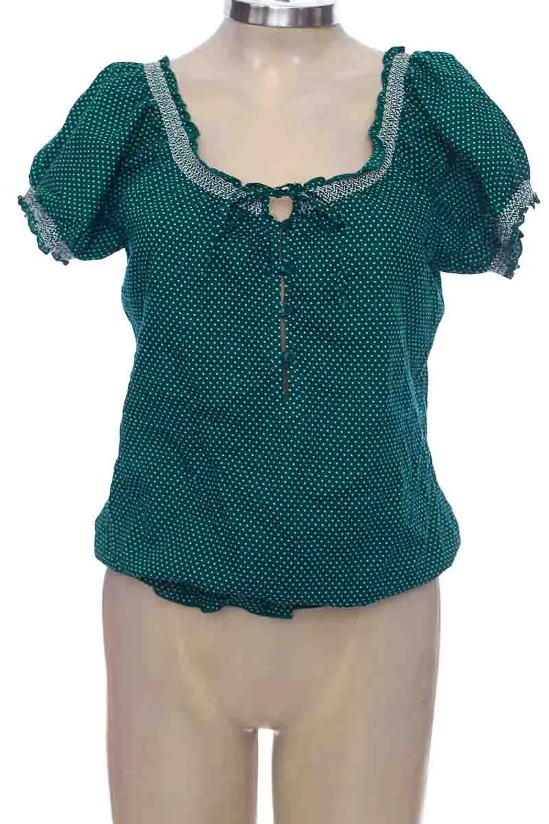 BLUSA COLOR VERDE  GEF