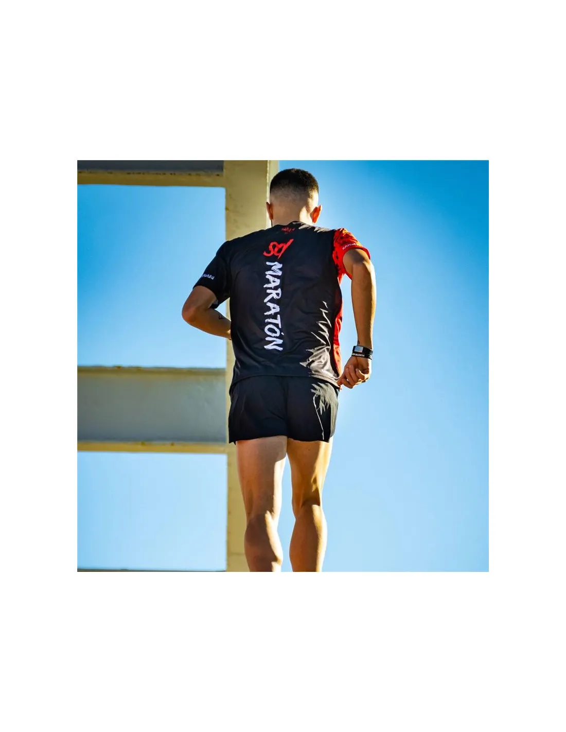 Camiseta de running Kamuabu SoyMaraton negro/rojo