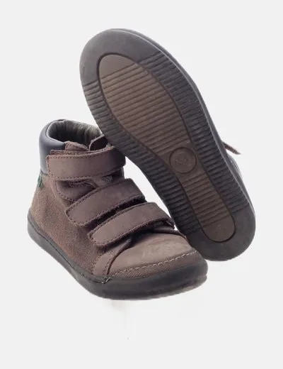 El Naturalista Botín marrón velcro