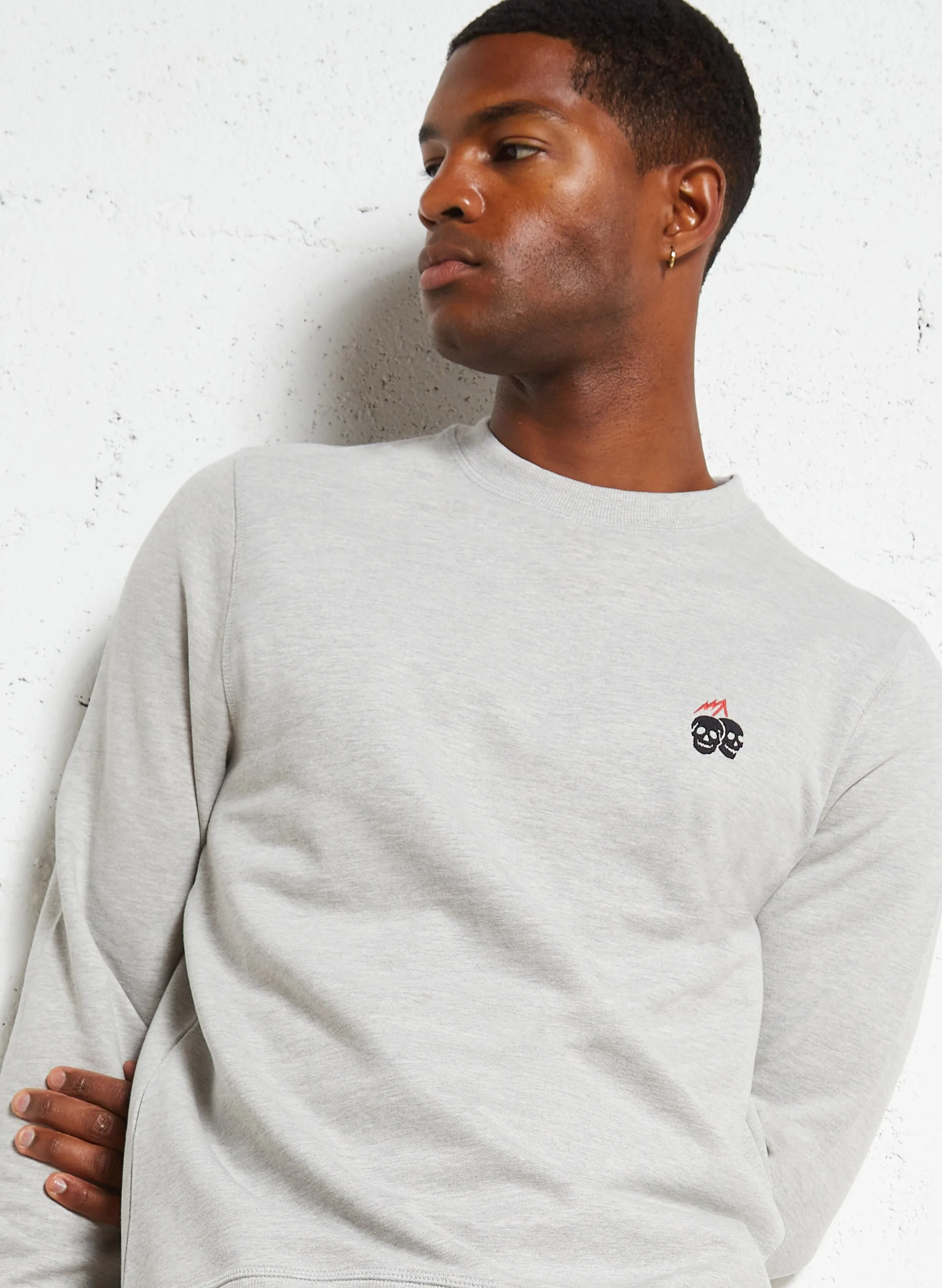 ETOL  SUDADERA RECTA CON CUELLO REDONDO BORDADO EN MEZCLA DE ALGODóN EN GRIS