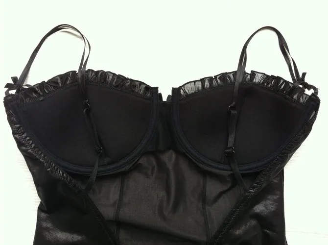 Miu Miu cuerpo Negro 