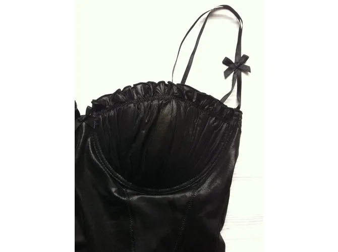 Miu Miu cuerpo Negro 