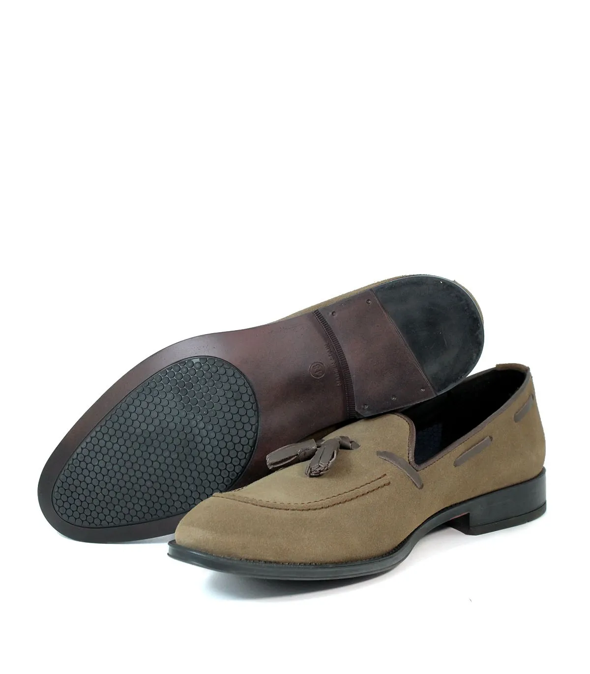 MOCASINES CON BORLA DE HOMBRE BAERCHI 1209 LODO