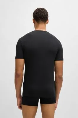 Paquete de dos camisetas interiores de algodón elástico con logo