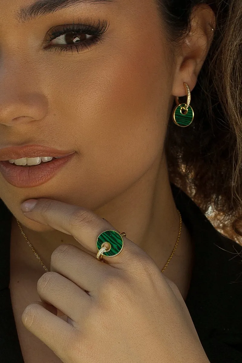 Pendientes con colgantes formados por círculos de malachite