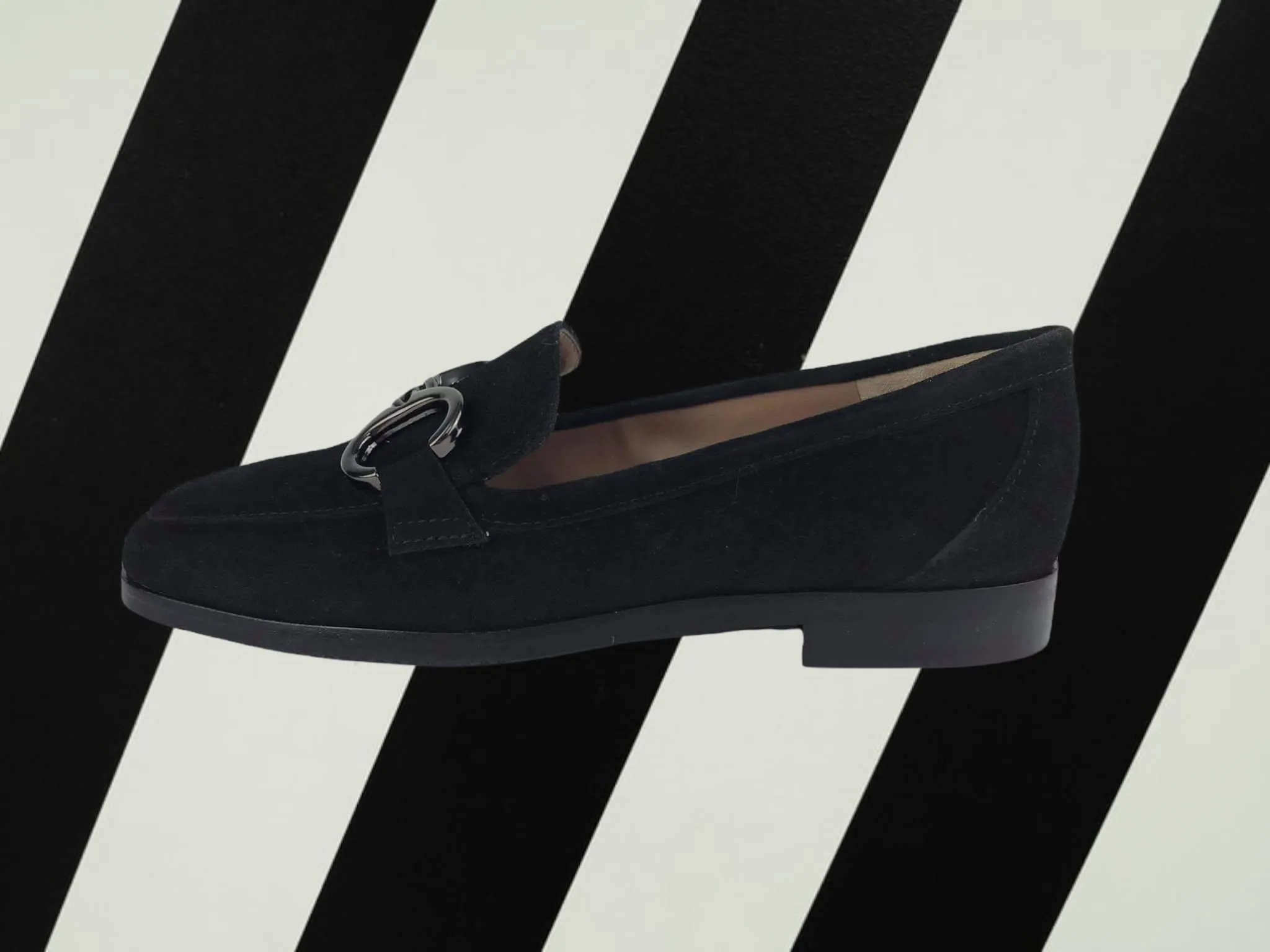 Plumers | Mocasines estilo masculino planos Laura, piel ante negros