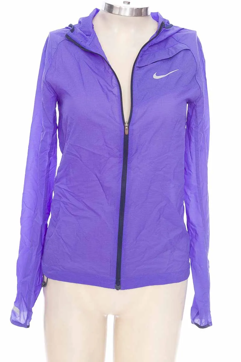 ROPA DEPORTIVA / SALIDA DE BAñO COLOR MORADO  NIKE