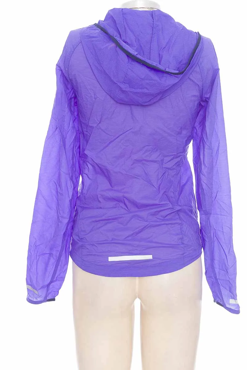 ROPA DEPORTIVA / SALIDA DE BAñO COLOR MORADO  NIKE