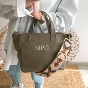 Shopper piel taupe cremallera personalizado iniciales bordadas MPG MUESTRARIO