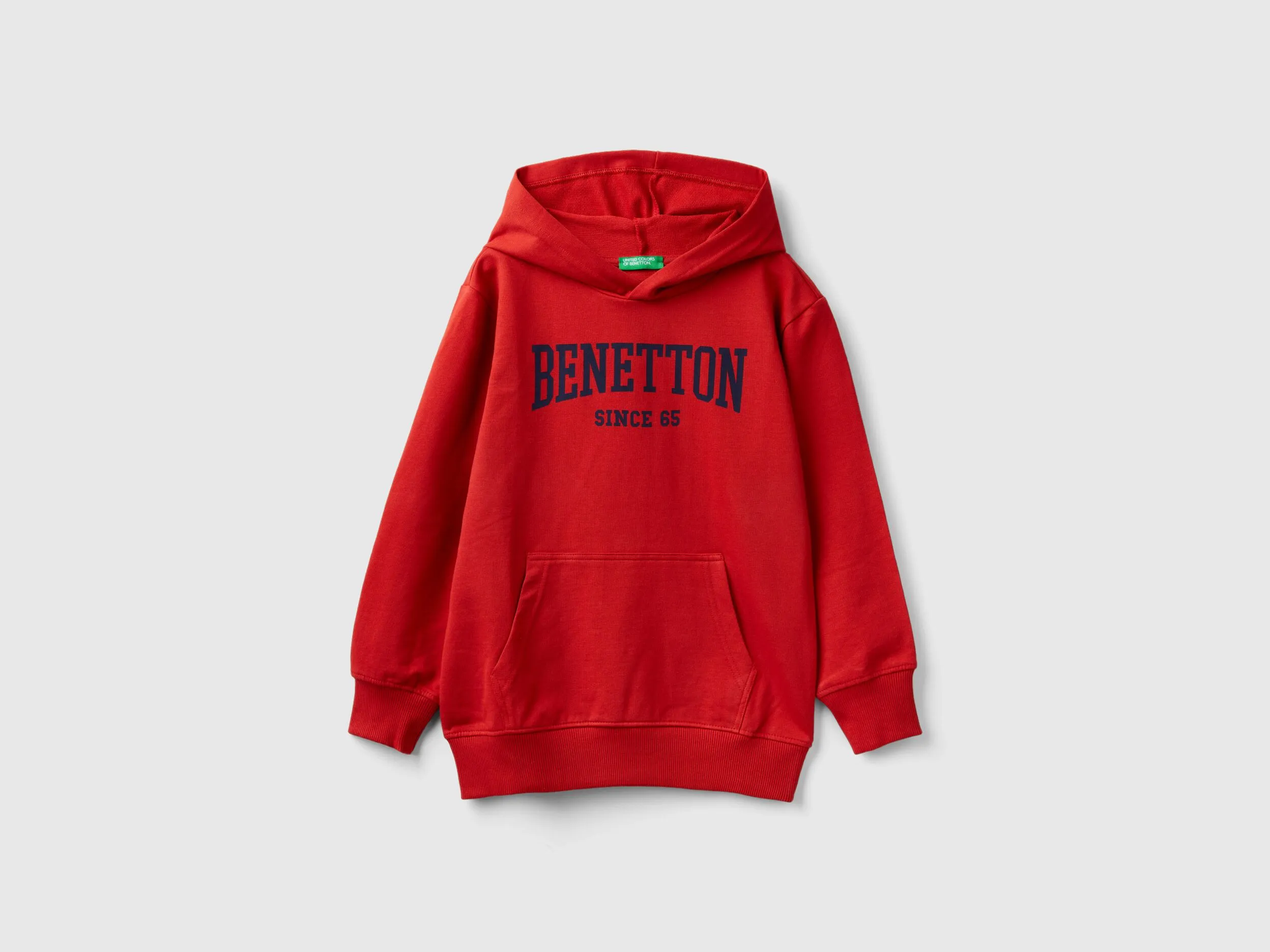 Sudadera ligera con capucha