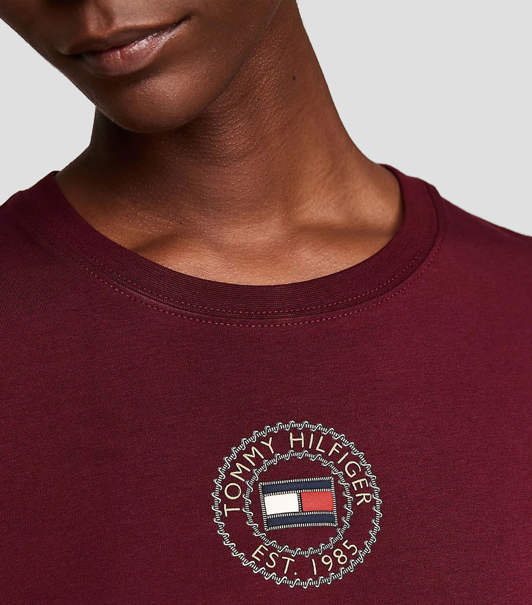 Tommy Hilfiger Playera con logo de manga corta Mujer