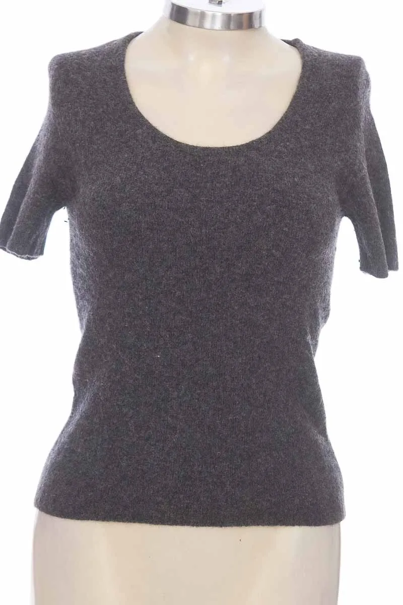 TOP / CAMISETA COLOR GRIS  EXPRESS