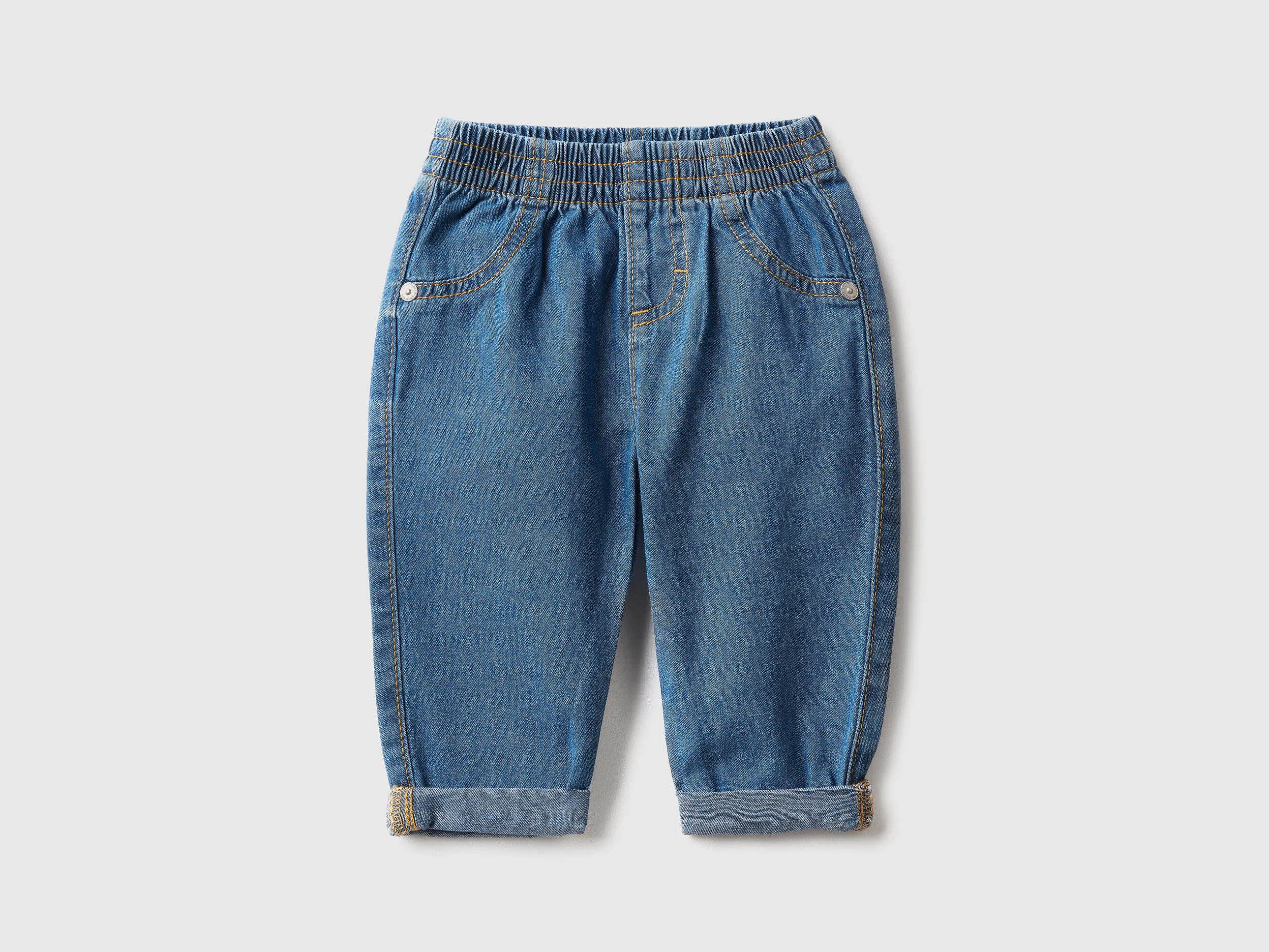 Vaqueros en denim de 100 % algodón