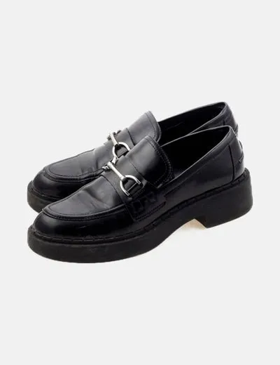 Zara Mocasín negro acharolado
