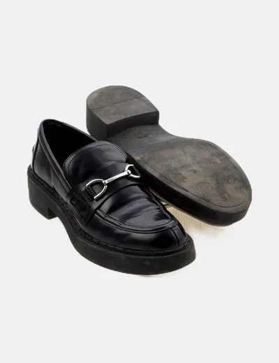 Zara Mocasín negro acharolado
